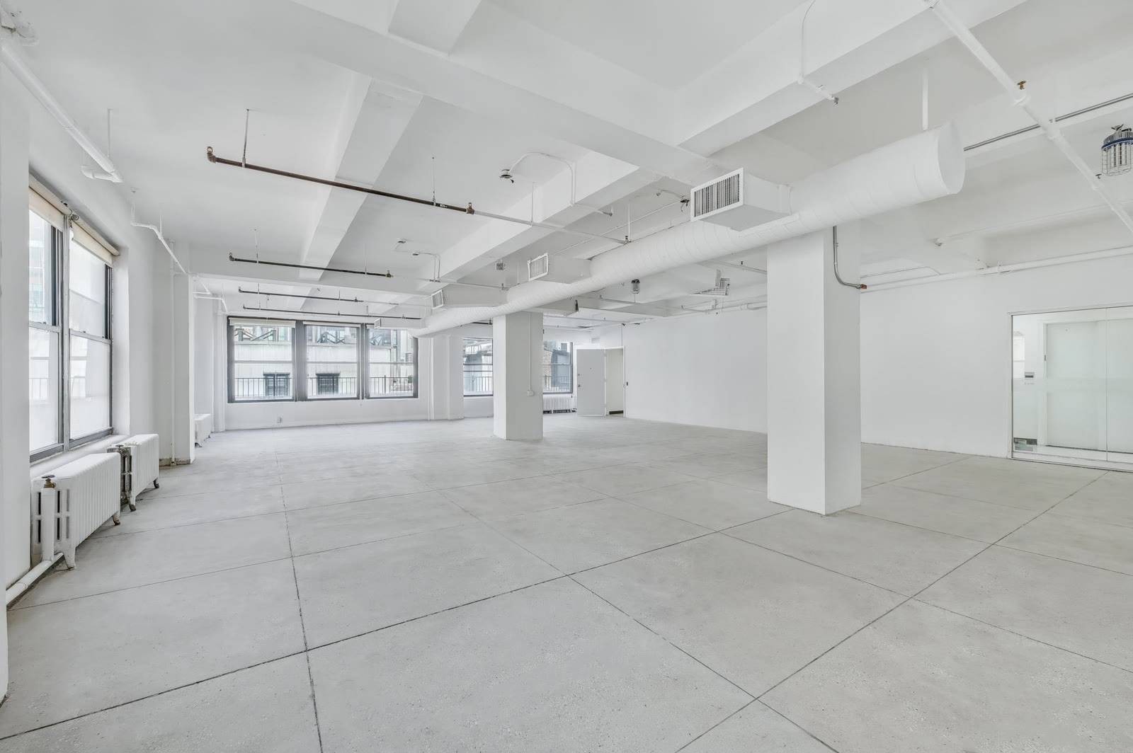 The 14th floor as sent - empty concrete